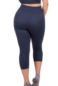 Plus Size Seamless High Waist 3/4 Capri Leggings