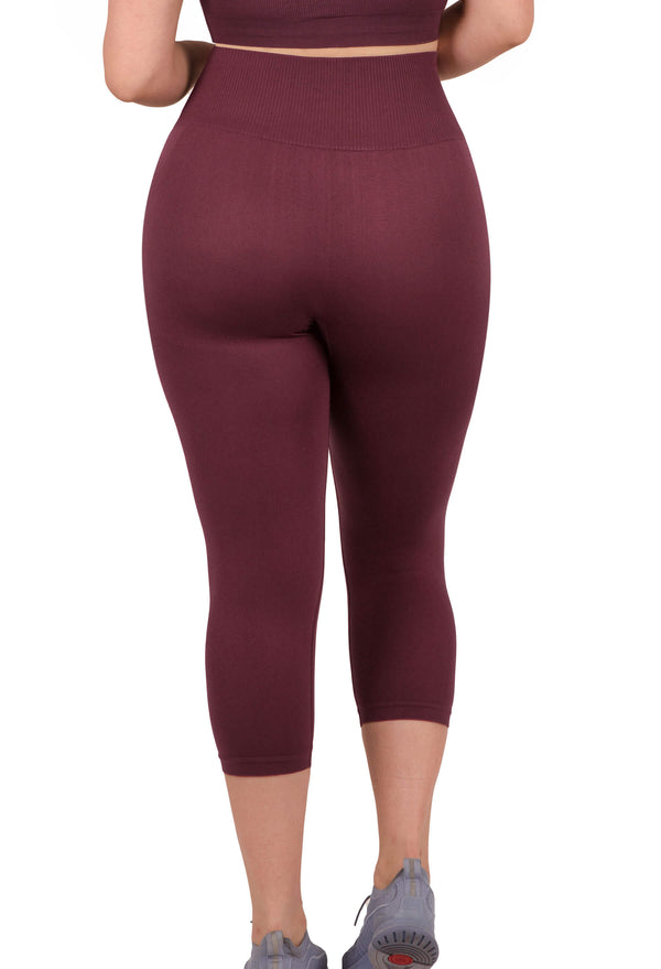 Plus Size Seamless High Waist 3/4 Capri Leggings